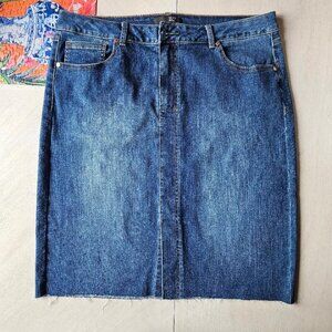 1822 Denim Skirt Size 16
